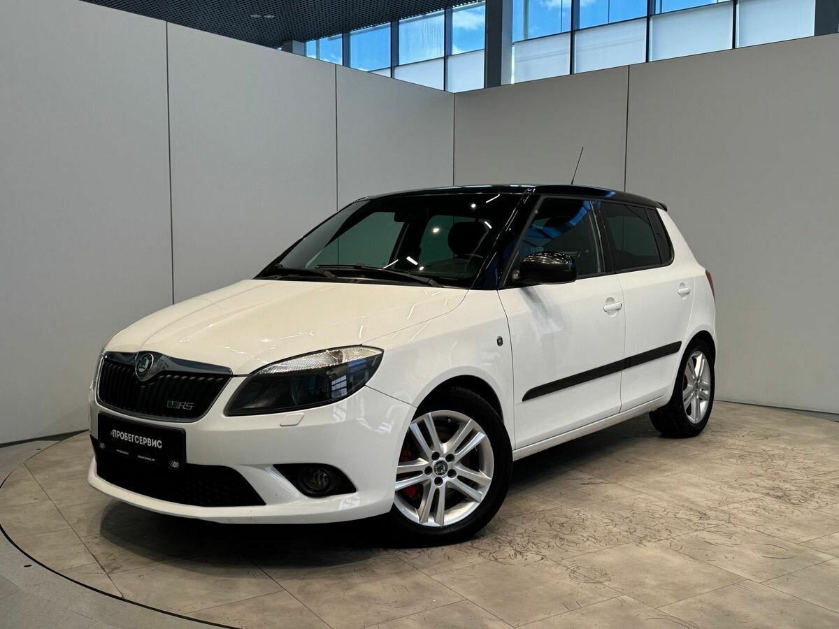 Открыть фотографии: Skoda Fabia RS II