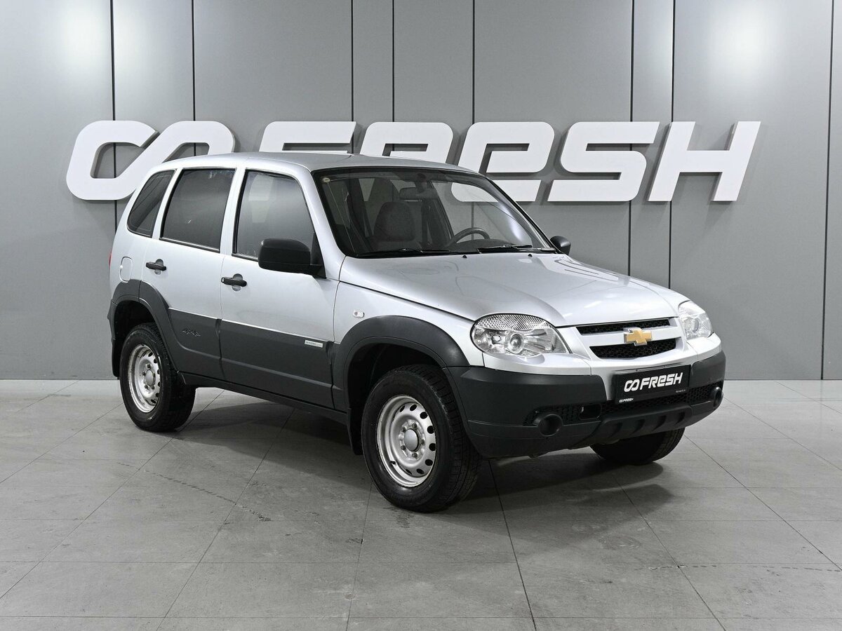 Открыть фотографии: Chevrolet Niva I Рестайлинг