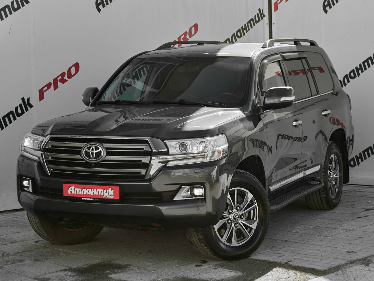 Toyota Land Cruiser 200 Series Рестайлинг 2