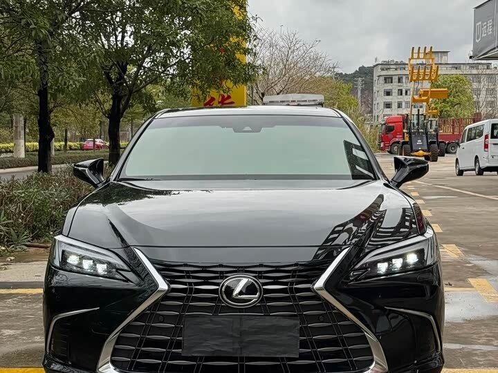 Lexus ES 200 VII Рестайлинг 2