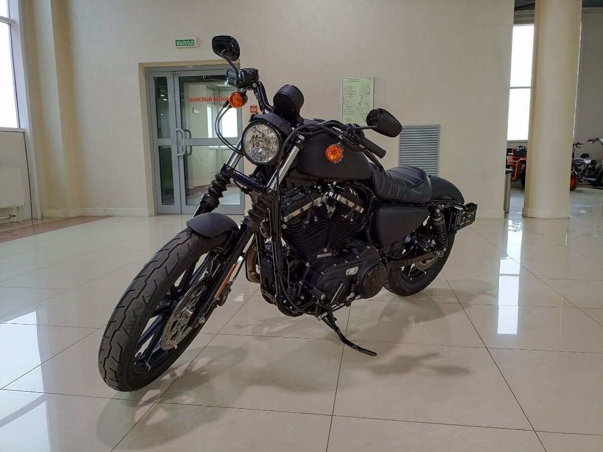 Harley-Davidson Sportster 883