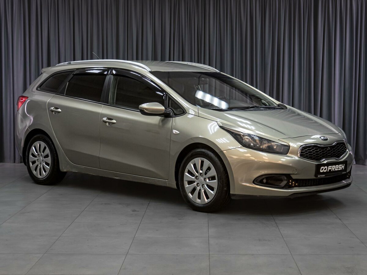Открыть фотографии: Kia Ceed II