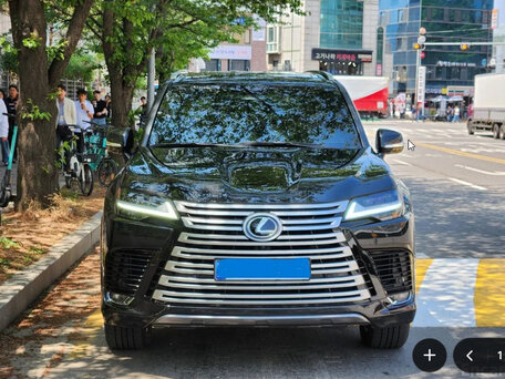 Lexus LX IV