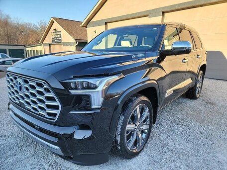 Toyota Sequoia III