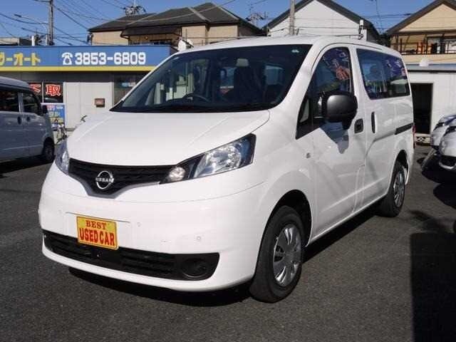 Nissan NV200