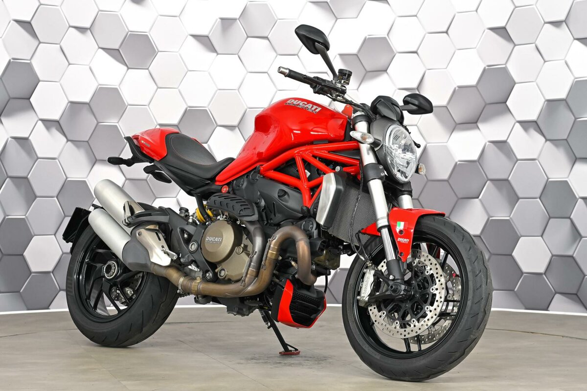 Ducati Monster 1200