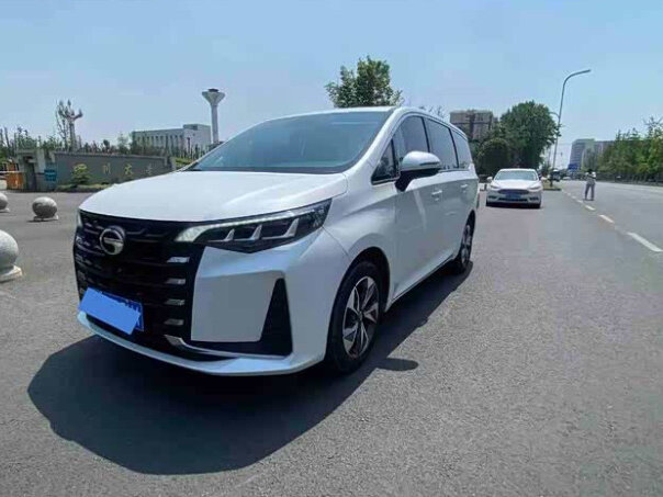 Открыть фотографии: GAC Trumpchi M6 Pro