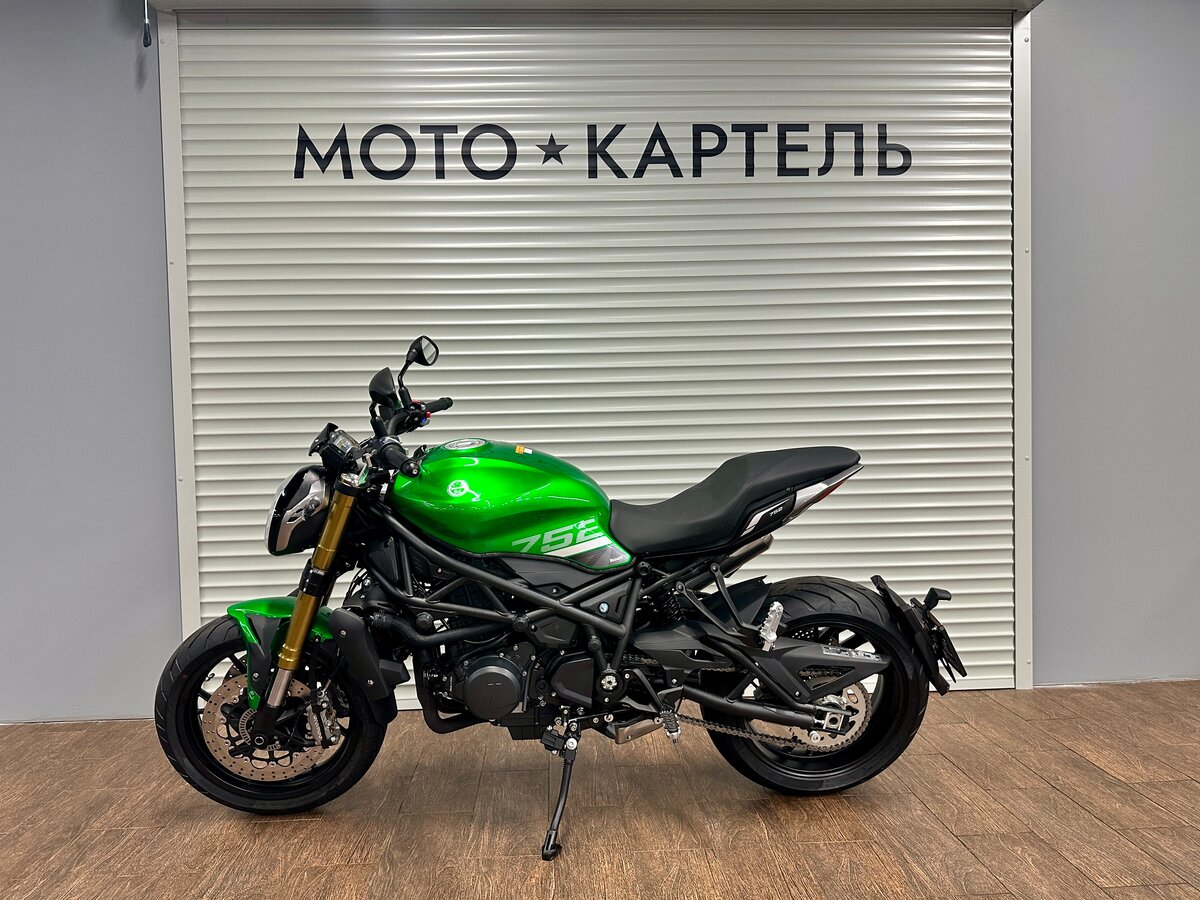 Benelli 752 S