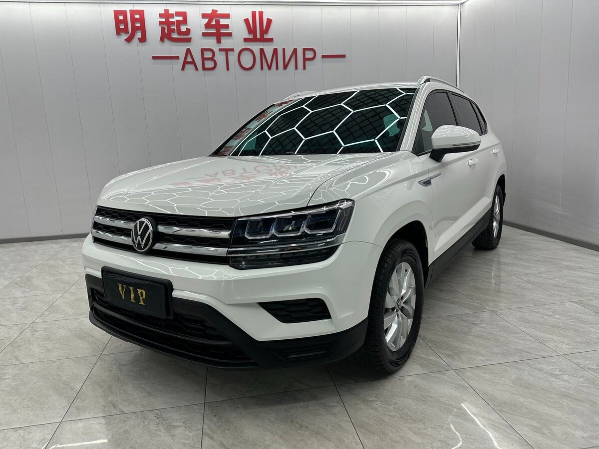 Volkswagen Tharu I
