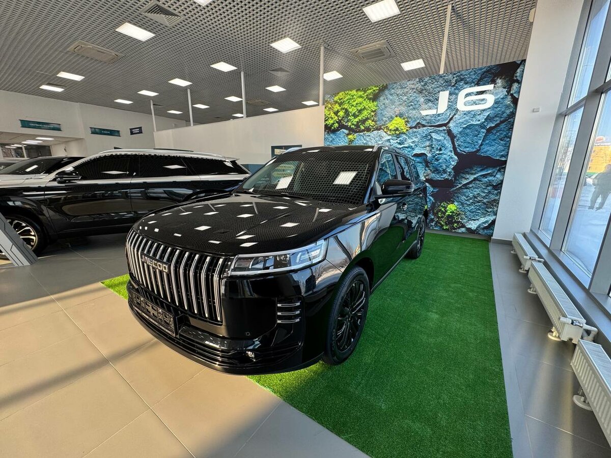 Открыть фотографии: Jaecoo J6