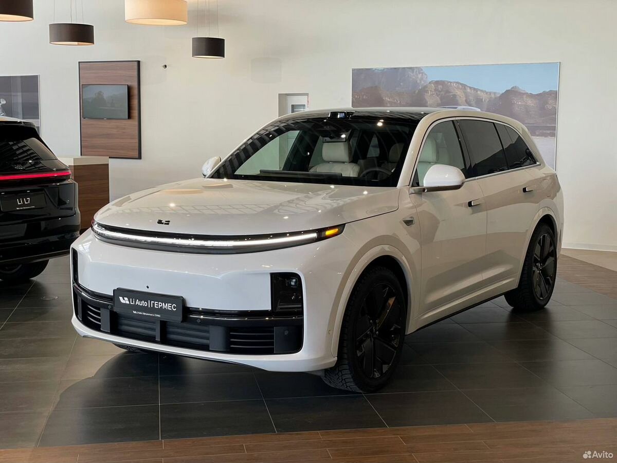 Li Auto (Lixiang) L7 52.3 kWh I Рестайлинг