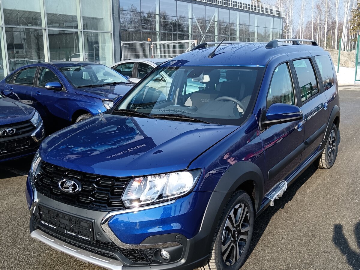 Открыть фотографии: Lada (ВАЗ) Largus I Рестайлинг