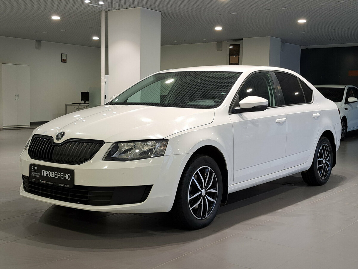 Открыть фотографии: Skoda Octavia III (A7)