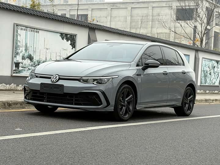 Volkswagen Golf VIII