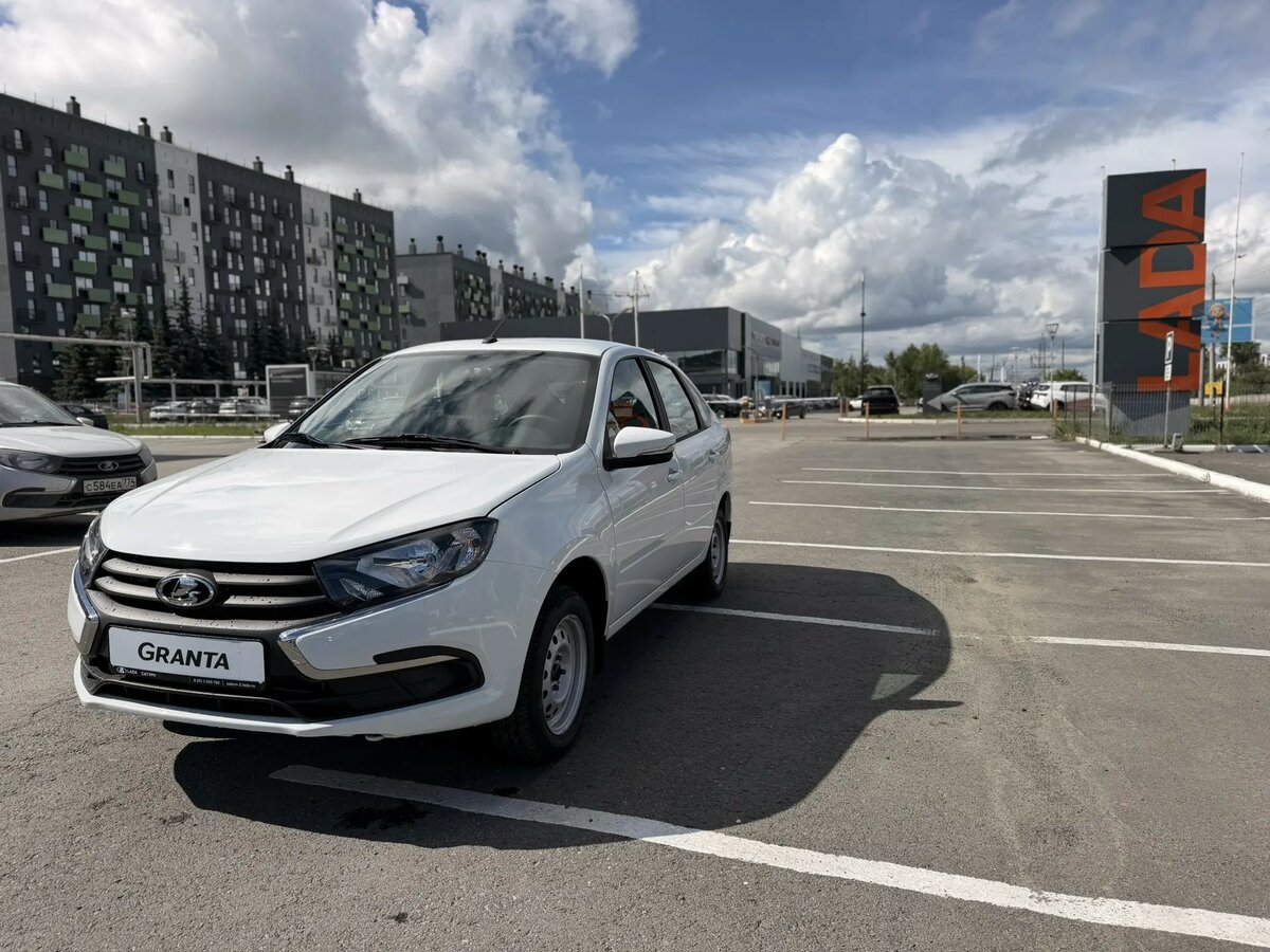 Открыть фотографии: Lada (ВАЗ) Granta I Рестайлинг