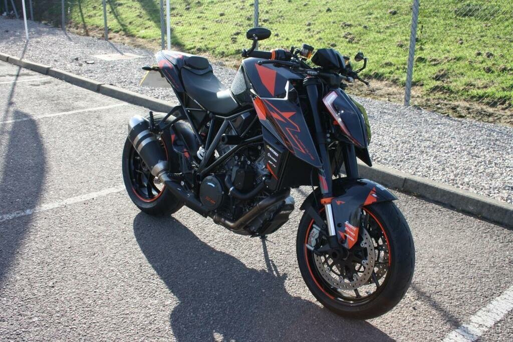 KTM 1290 Super Duke R