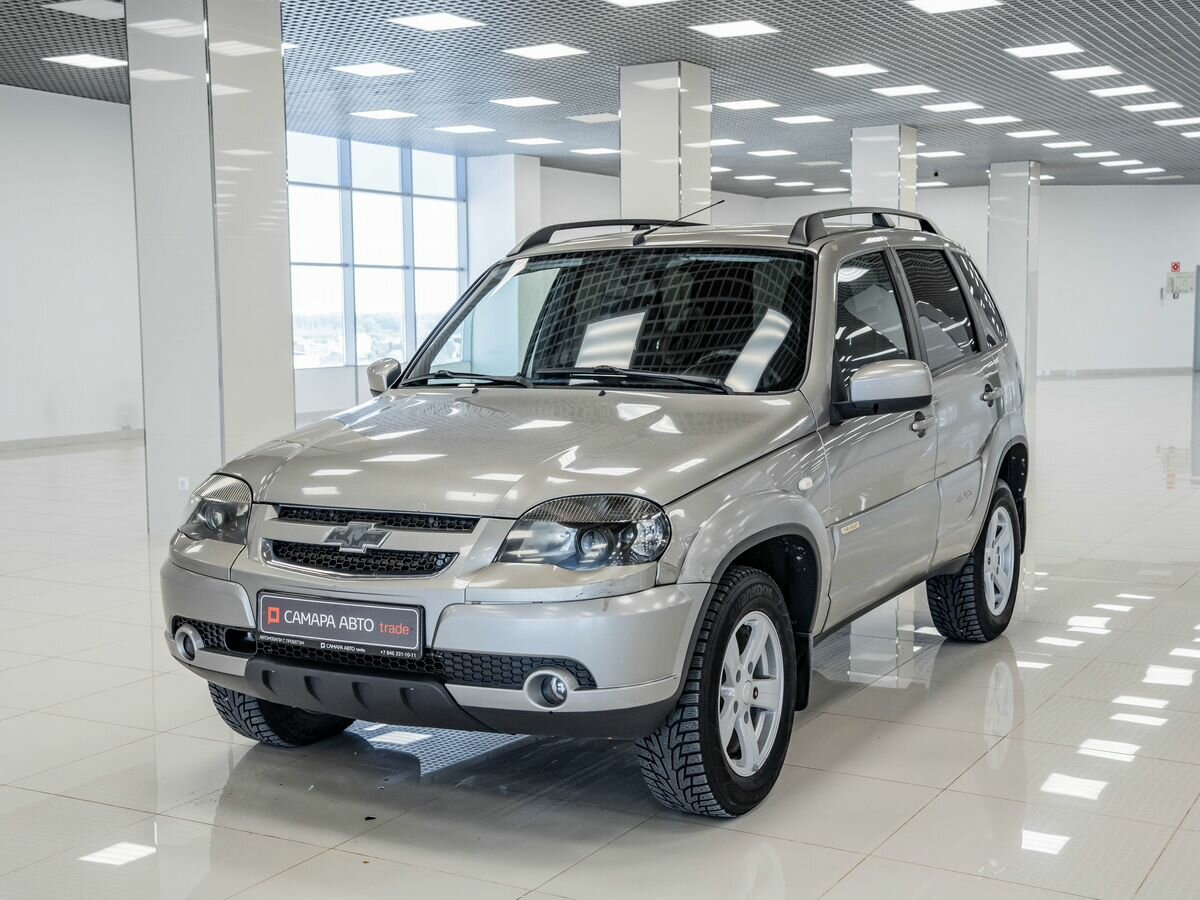Открыть фотографии: Chevrolet Niva I Рестайлинг