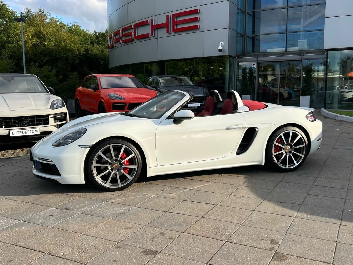 Открыть фотографии: Porsche Boxster IV 718 (982)
