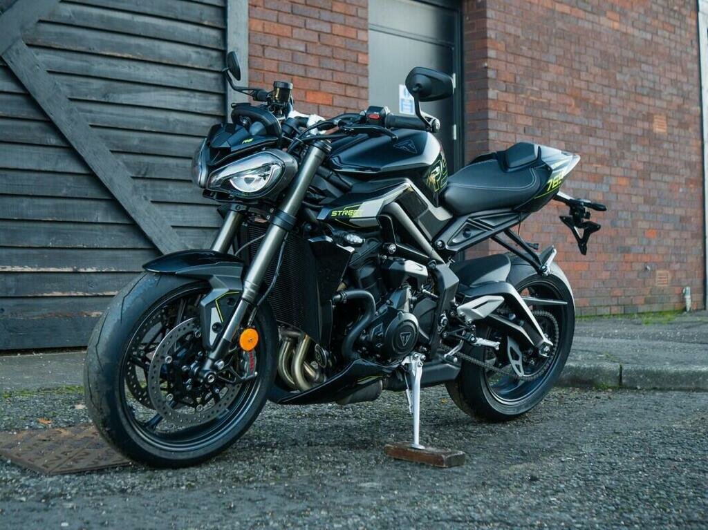 Triumph Street Triple