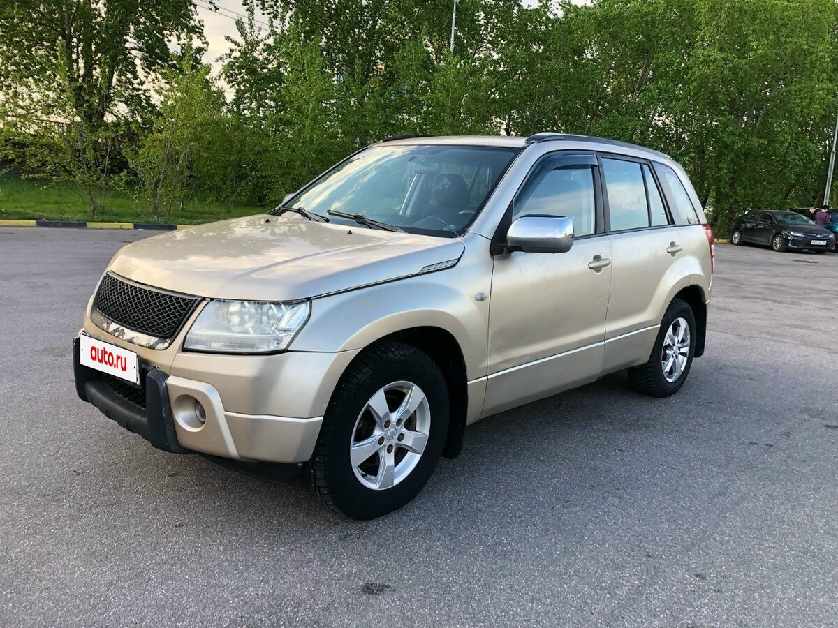 Открыть фотографии: Suzuki Grand Vitara II
