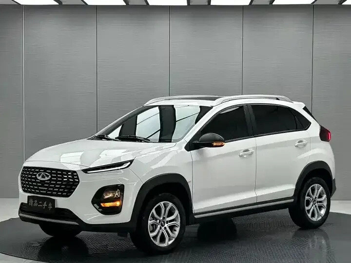Открыть фотографии: Chery Tiggo 3x I Рестайлинг