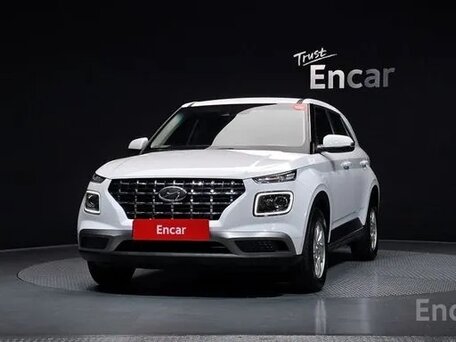 Hyundai Venue I