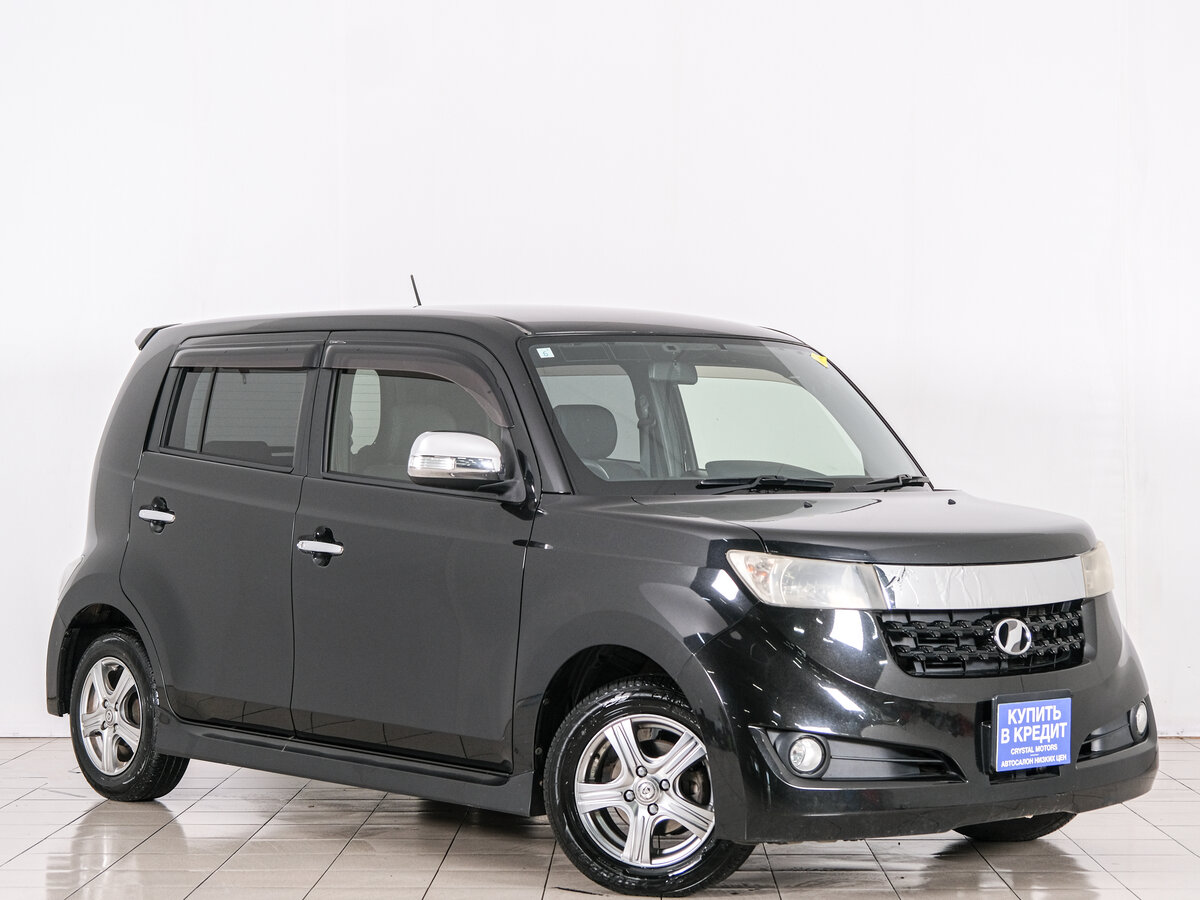 Открыть фотографии: Toyota bB II Рестайлинг