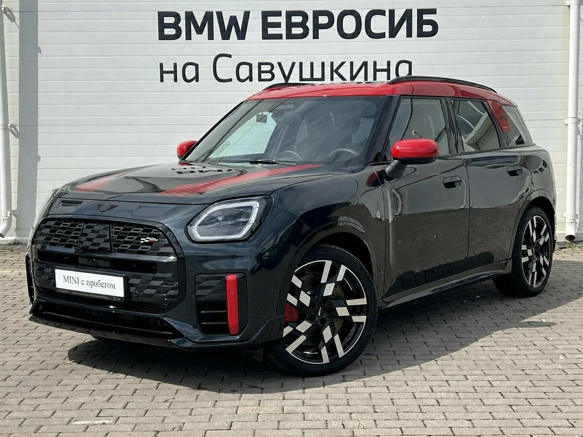 Открыть фотографии: Mini Countryman III