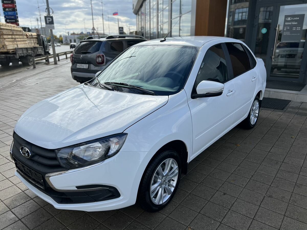 Открыть фотографии: Lada (ВАЗ) Granta I Рестайлинг