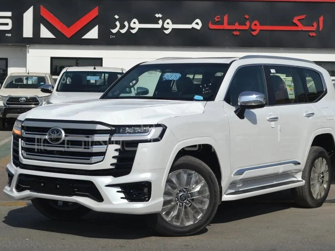 Открыть фотографии: Toyota Land Cruiser 300 Series