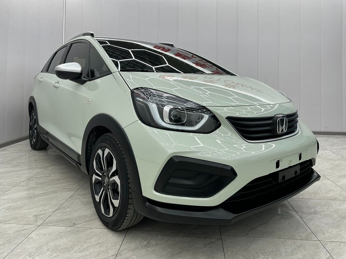 Открыть фотографии: Honda Fit IV