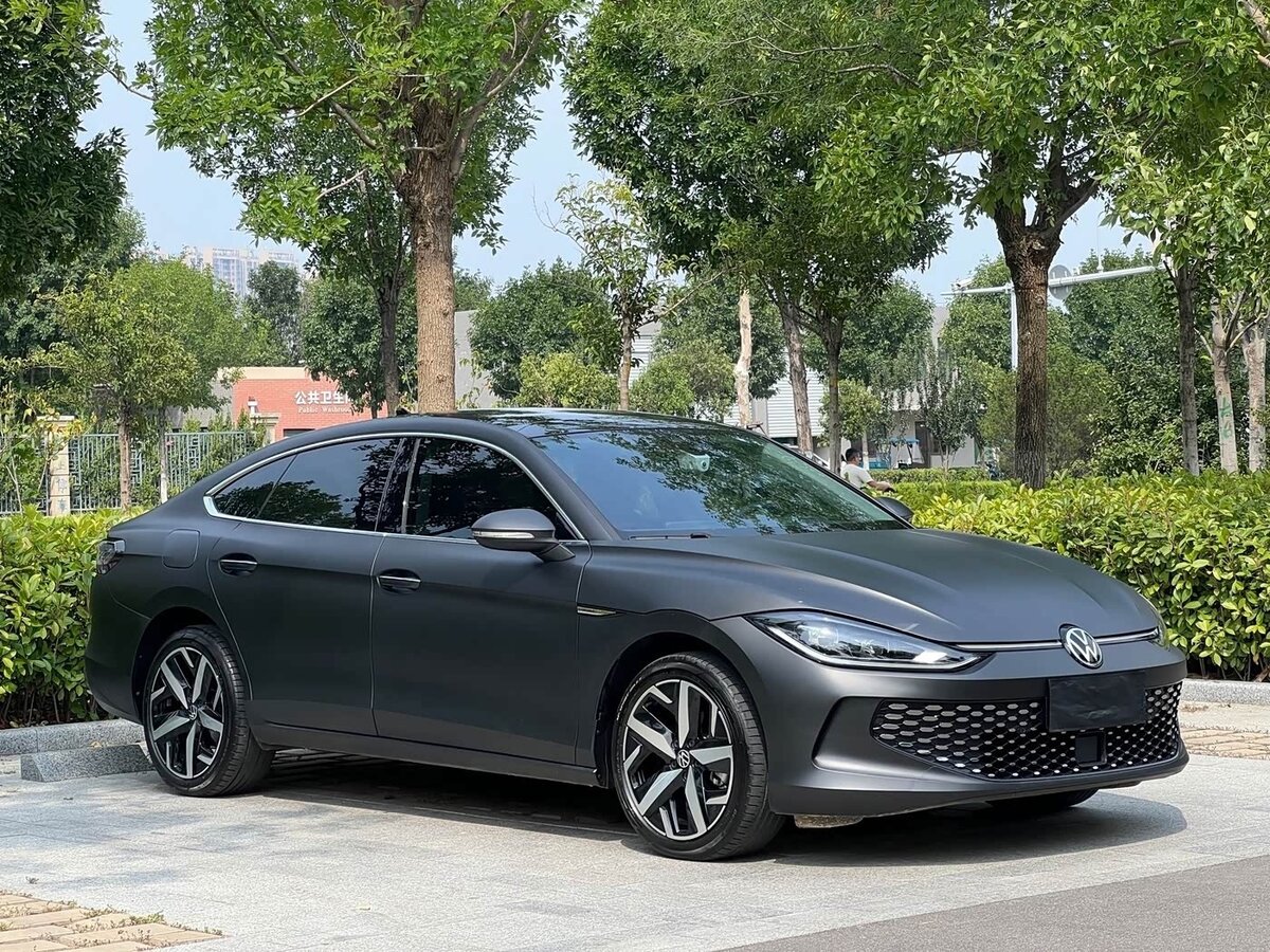 Открыть фотографии: Volkswagen Lamando II