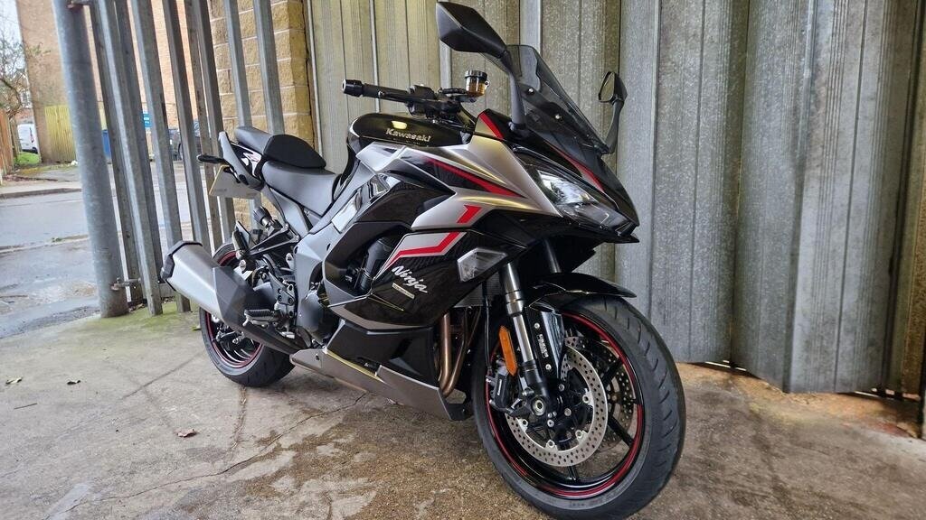 Kawasaki Ninja 1000 SX