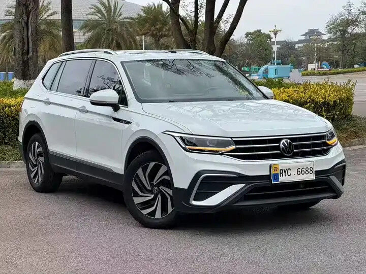 Открыть фотографии: Volkswagen Tiguan II Рестайлинг (China Market)
