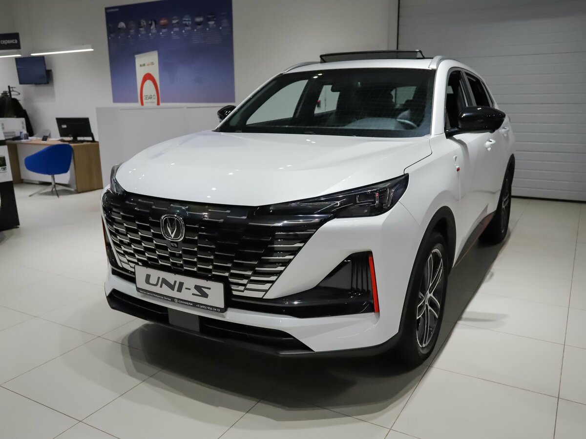 Открыть фотографии: Changan UNI-S I