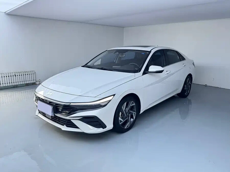 Открыть фотографии: Hyundai Elantra VII (CN7) Рестайлинг