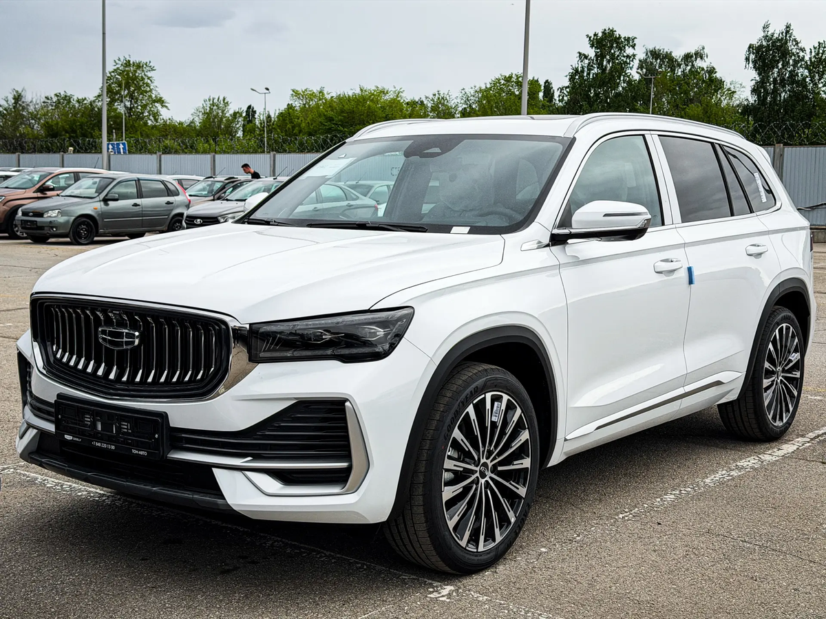 Открыть фотографии: Geely Monjaro I Рестайлинг