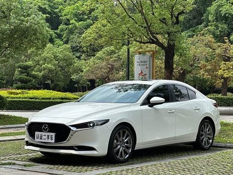 Mazda 3 IV (BP)