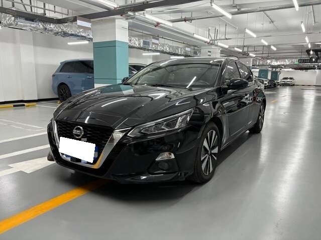 Nissan Teana III