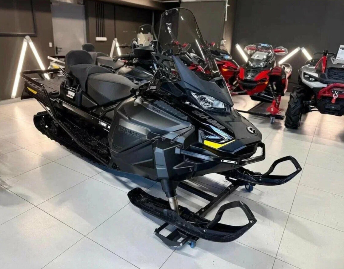 BRP Ski-Doo Skandic LE 900 ACE