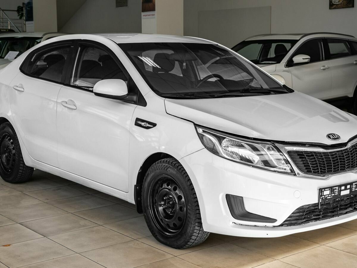 Открыть фотографии: Kia Rio III
