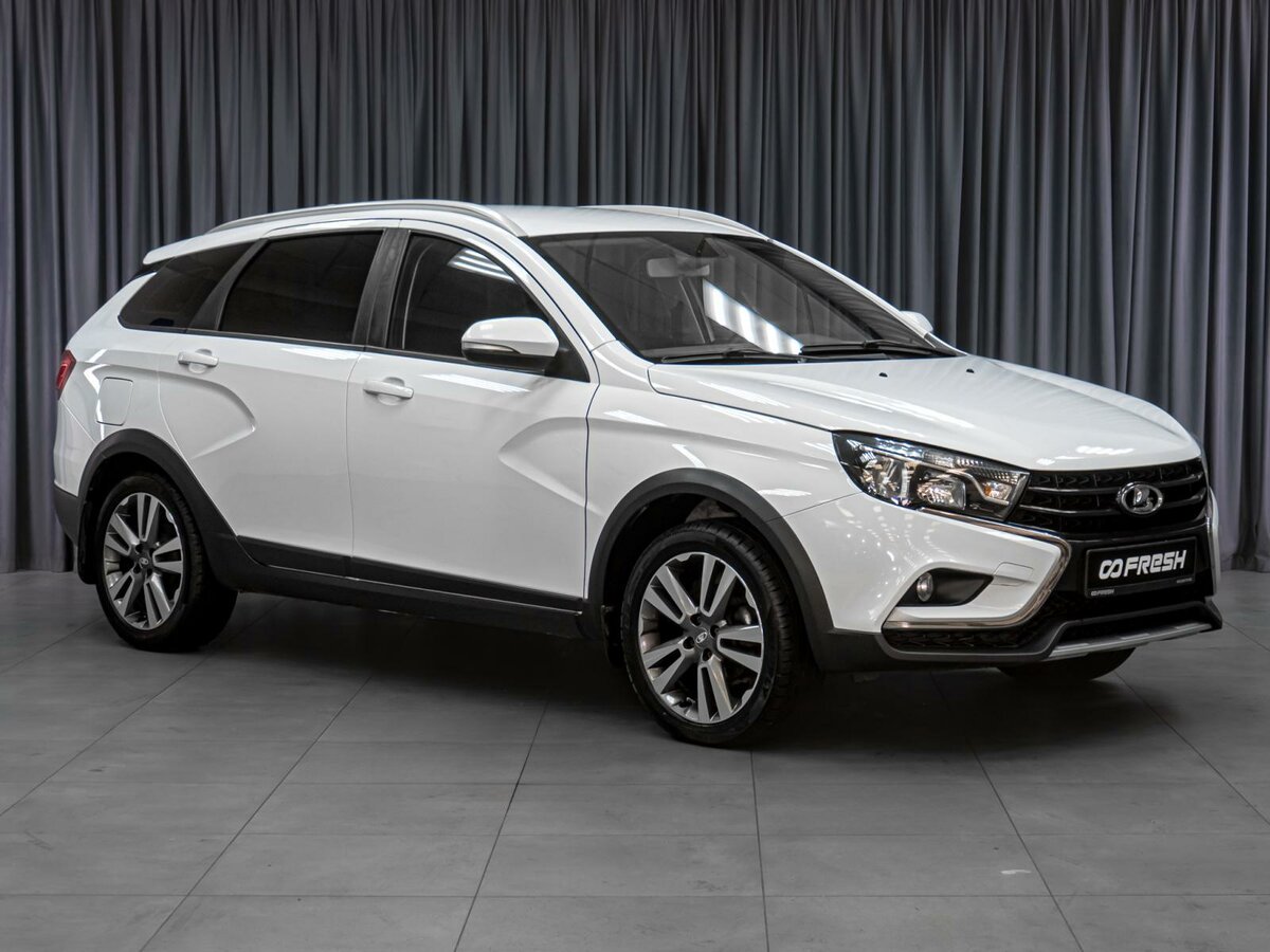 Открыть фотографии: Lada (ВАЗ) Vesta I