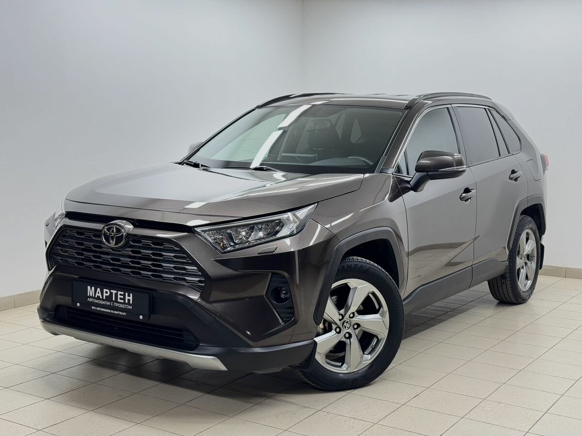 Открыть фотографии: Toyota RAV4 V (XA50)