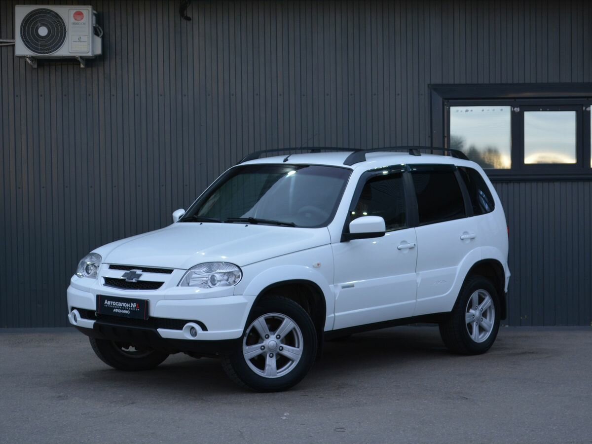 Открыть фотографии: Chevrolet Niva I Рестайлинг