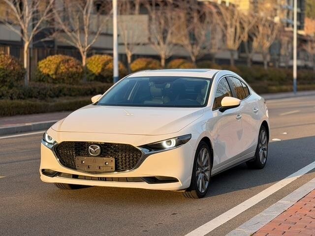 Mazda 3 IV (BP)