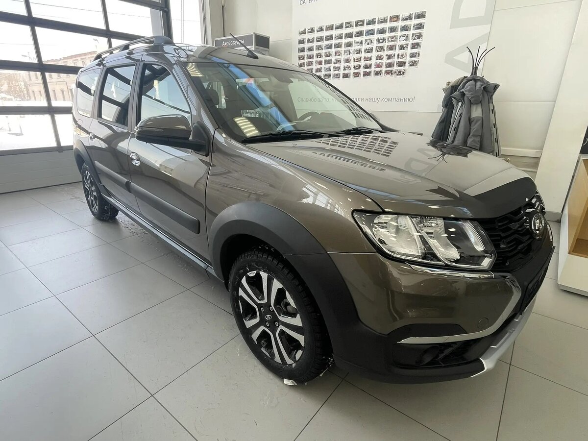 Открыть фотографии: Lada (ВАЗ) Largus I Рестайлинг