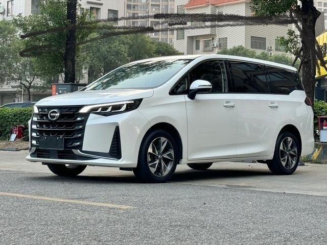 Открыть фотографии: GAC Trumpchi M6 Pro
