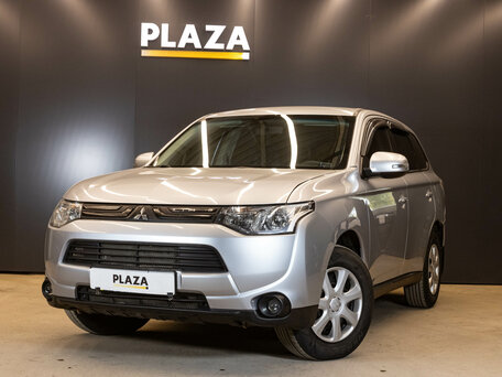 Mitsubishi Outlander III