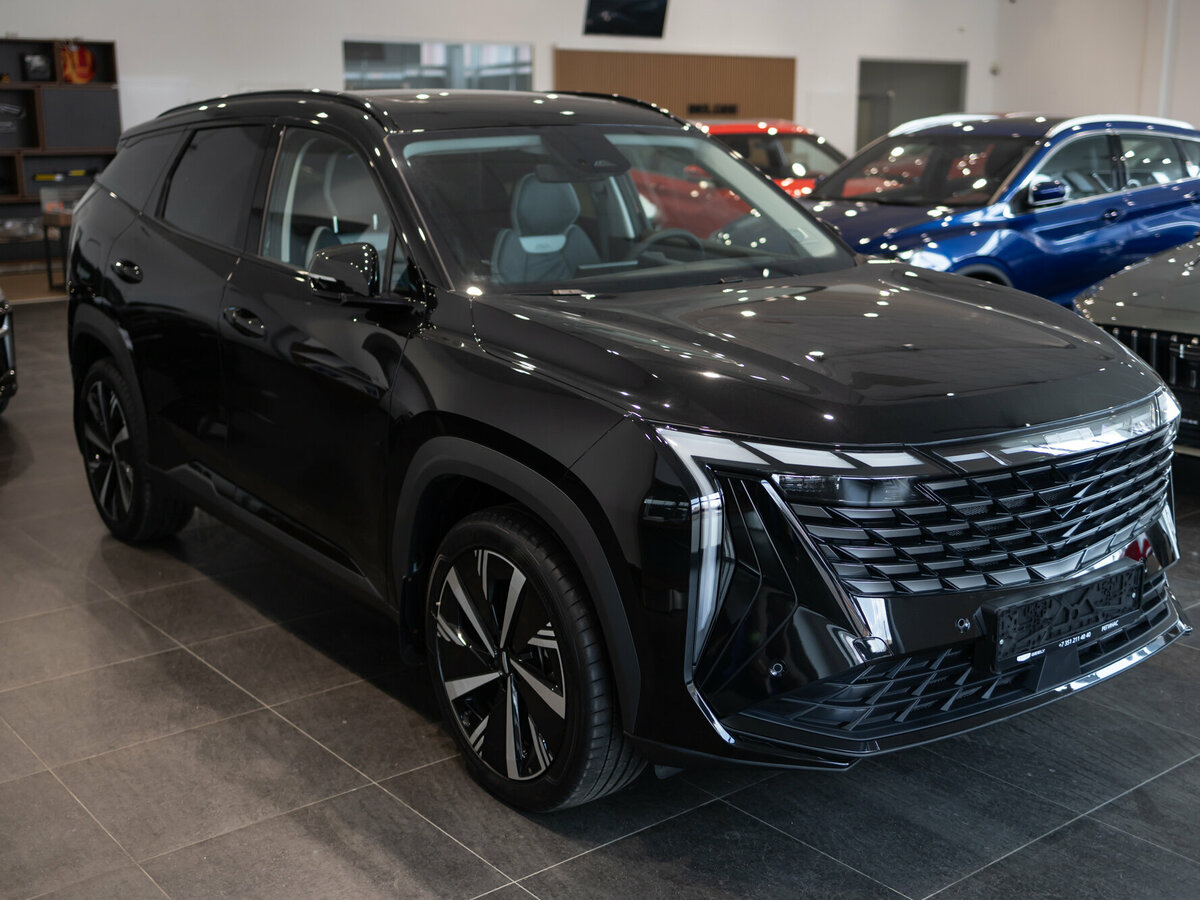 Открыть фотографии: Geely Atlas II