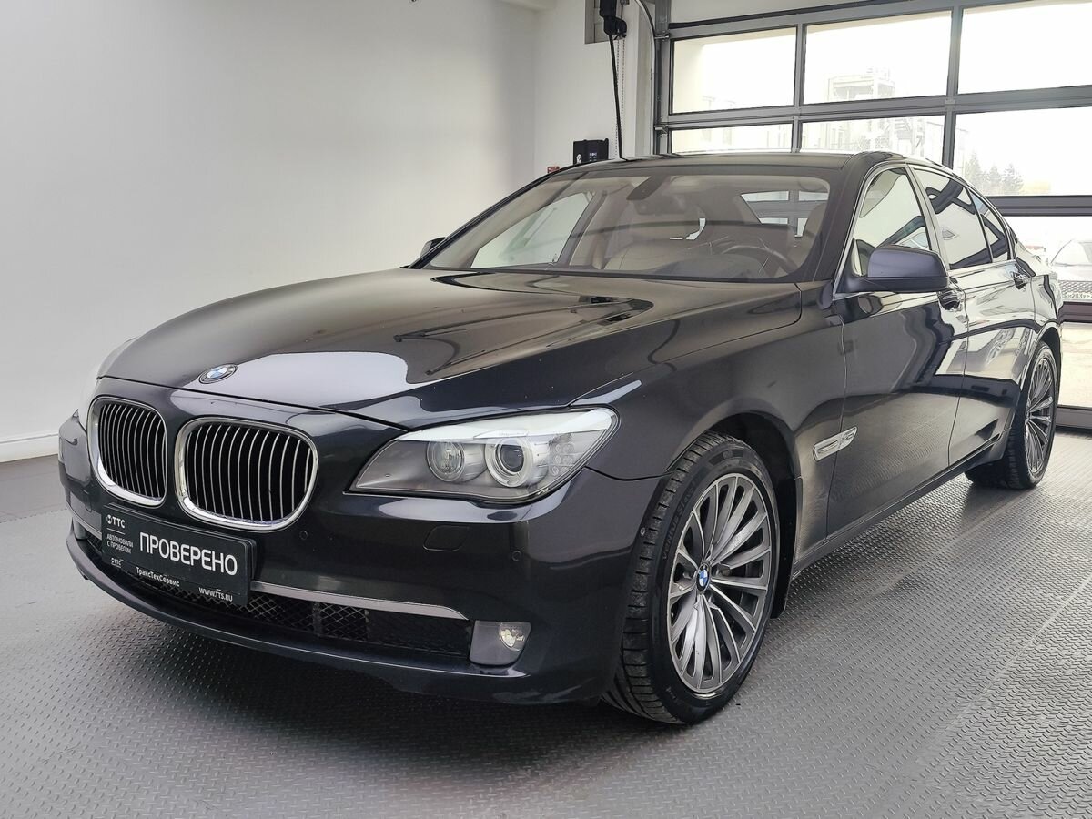 Открыть фотографии: BMW 7 серии V (F01/F02/F04)
